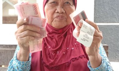 Desa Negeri Sakti Salurkan bantuan PKH kepada 155 warga kurang mampu