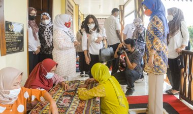 Sulam Jelujur Pesawaran Lampung Go To New York Indonesia Fashion Week
