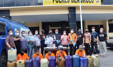 Olah Minyak Mentah Jadi Solar Sopir dan Warga ditangkap