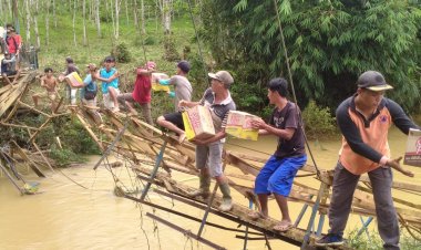 Warga Terisolir Mulai Dapat Bantuan Makan Siap Saji