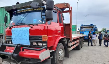 Tak Bisa Beli BBM Subsidi Truk Kontainer Mogok Operasi