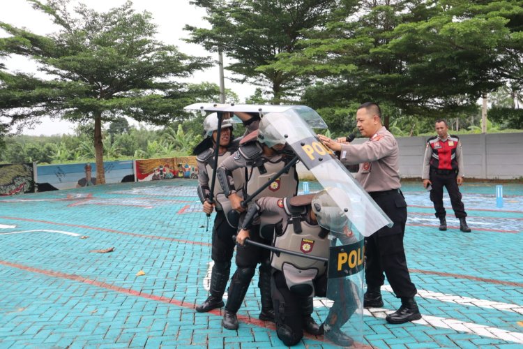 Tingkatkan Kemampuan, Sat Samapta Polres Pesawaran Polda Lampung Rutin Laksanakan Latihan Dalmas