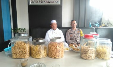 Bhabinkamtibmas Sambang Tokoh Masyarakat,Berikan Himbauan Kamtibmas