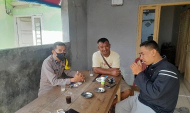 Bhabinkamtibmas Kelurahan Sindang Palay Jalin Kemitraan Dengan Warga