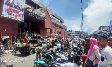 Ratusan Pedagang Pasar Bersehati Bersama DPP IKAPPI Demo PD. Pasar Manado