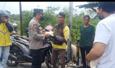 Kapolsek Cibeureum Gelar Baksos Kepada Pengemudi Ojol