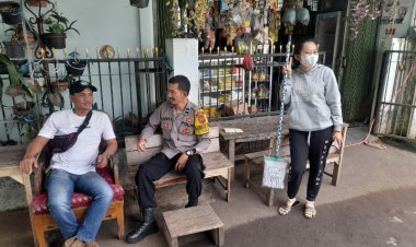 Ciptakan Wilayah Yang Kondusif, Bhabinkamtibmas Sambangi Warga