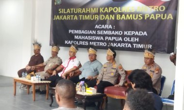Giat Silaturahmi Kapolres Metro Jakarta Timur Dan Bamus Papua Serta Pembagian Sembako Kepada Mahasiswa Papua