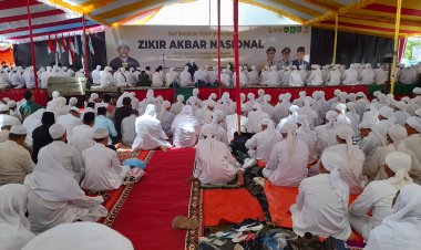 Zikir Akbar Tarekat Naqsahbandiyah Doa kan Indonesia Terbebas Krisis Ekonomi