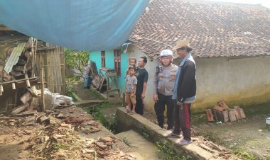 Pasca Gempa, Kapolsek Sukalarang Beserta Jajarannya Cek Lokasi dan Bantu Warga