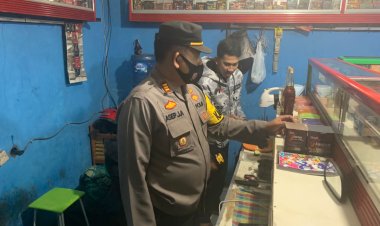 Kapolsek Sukalarang Pimpin Kegiatan Cipta Kondisi Penyakit Masyarakat dengan Sasaran Peredaran Minuman Beralkohol