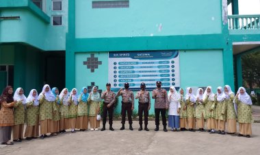 Kunjungi Ponpes Diniyah Putri Lampung,  Siswa Latja Berikan Penyuluhan.