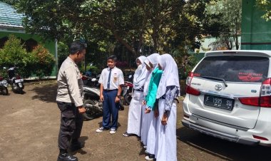 Polsek Warudoyong Berikan Pembinaan Kepada Para Pelajar