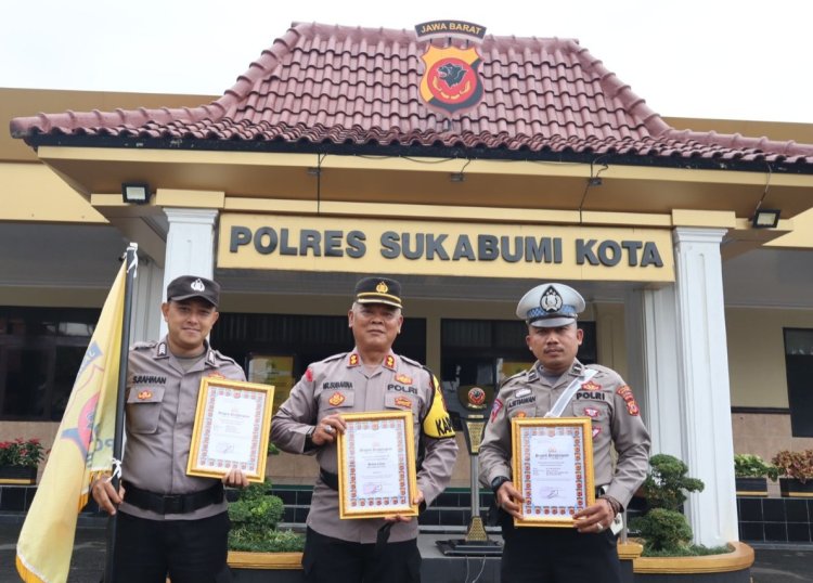 Kapolsek Cikole Beserta Anggota Raih Penghargaan Kapolres Sukabumi Kota