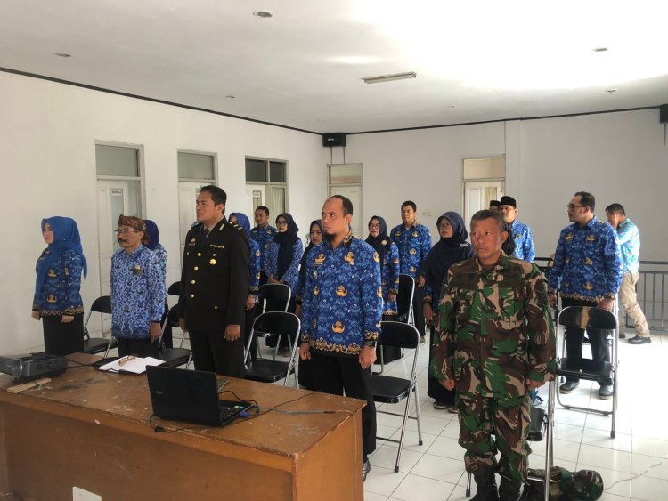 Anggota Polsek Sukalarang Ikuti Kegiatab Upacara Peringatan Hari Pahlawan Nasional Ke-77