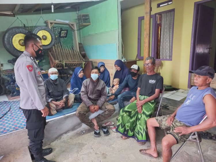 Bhabinkamtibmas Kelurahan Subang Jaya Laksanakan Giat Sambang dengan Warga Masyarakat