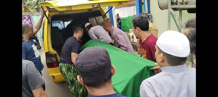 Kapolsek Cikole Melayat Warga Gang Karimin yang Meninggal