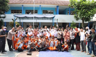 Polrestabes Bandung  Gelar Giat Trauma Healing di SDN 079 Kopo Pajagalan