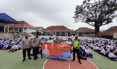 Tampung Aspirasi Siswa Lewat Program Police Goes To School