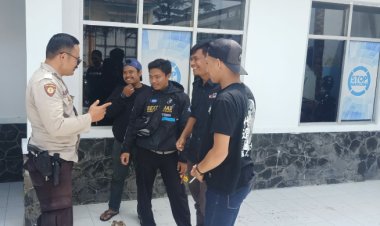 Unit Samapta Polsek Cibeureum Polres Sukabumi Kota Laksanakan Patroli Dialogis