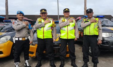 Kapolsek Sukalarang Ikuti Apel Gelar Pasukan Operasi Lilin Lodaya 2022