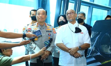 Polri Percantik Bandara Soetta dengan Lukisan Karya Para Difabel