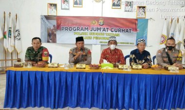 Jum'at Curhat Dekat Dengan Masyarakat