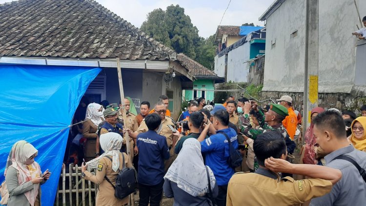 Peninjauan Bupati Sukabumi Ke Lokasi Dampak Bencana Gempa Bumi