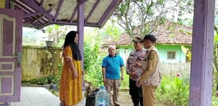 Polsek Cireunghas,Kembali Gelar Bansos Bagi Para Pengungsi Gempa Cianjur