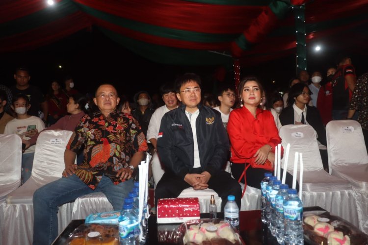 Andrei Angouw Hadiri Puncak Kegiatan North Sulawesi Music Vaganza December Festival 2022