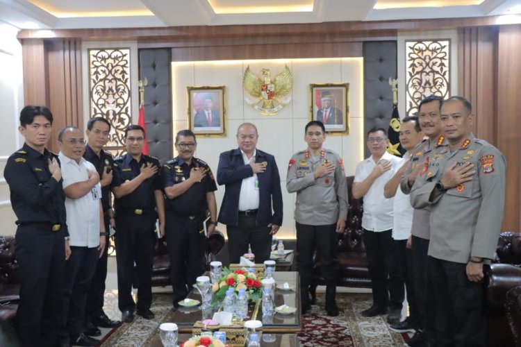 Polda Lampung Bersama Bea Cukai Bersinergi Berantas Barang Ilegal
