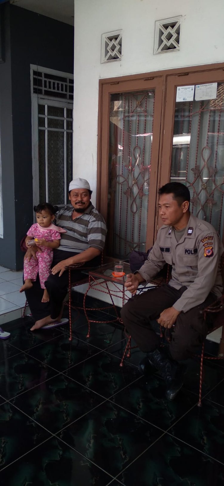 Serap Informasi,Kanit Binmas Polsek Sukalarang Laksanakan Giat Sambang