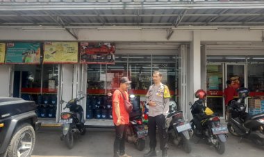 Bhabinkamtibmas Polsek Cibeureum Berikan Himbauan Kamtibmas Kepada Juru Parkir