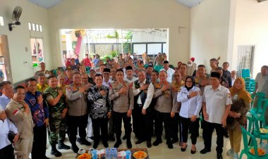 Jumat Curhat di Kedaton, Kapolda Lampung Ajak Masyarakat Selesaikan Masalah Bersama-Sama