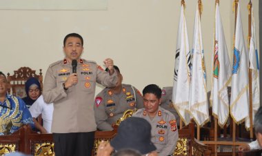 Giat Jumat Curhat, Wakapolda Lampung Bersama Kapolres Lampung Selatan Sambangi Warga Jati Agung