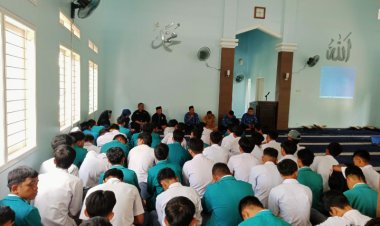 Polsek Cireunghas Kembali Gelar Pembinaan Kepada Pelajar SMK Al Musthofa