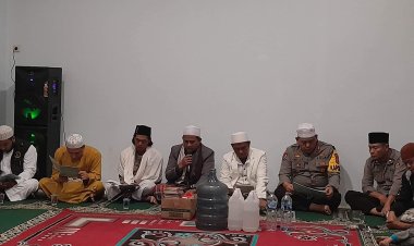 Kapolsek Sukalarang Dekatkan Diri Dengan Masyarakat Melalui Giat Pengajian