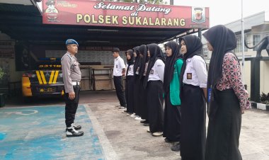 Kanit Provos Polsek Sukalarang Berikan Pengarahan Terhadap Siswa PKL