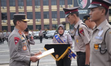 HUT Satpam Ke-42, Kapolda Lampung Pimpin Upacara dan Beri Penghargaan Pada Satpam Berprestasi