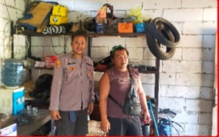 Unit Samapta Polsek Sukalarang Patroli Dialogis Kepada Pelaku Usaha  Sukabumi,Guetilang
