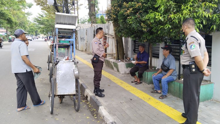 Bhabinkamtibmas Polsek Cikole Jalin Silaturahmi Dengan Warga Binaannya