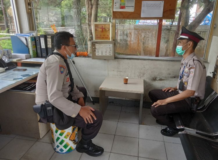 Serap Informasi, Bhabinkamtibmas Polsek Cibeureum Laksanakan Sambang Ke Warga Binaanya