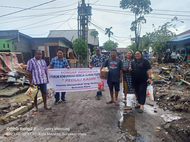 Peduli Kasih Banjir Manado, Forkgap Indonesia Salurkan Bansos