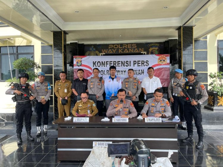 Polda Lampung Tetapkan Empat Tersangka Kasus Curat Tandan Sawit di PT. AKG Way Kanan