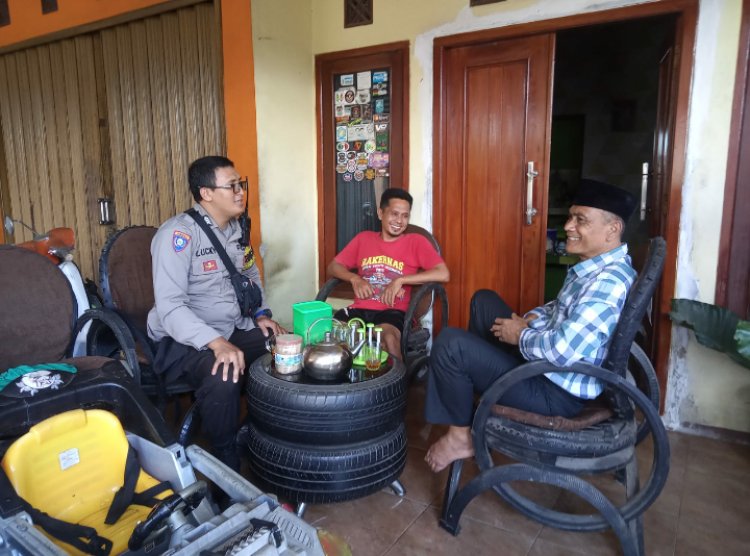 Bhabinkamtibmas Polsek Cibeureum Polres Sukabumi Kota Laksanakan Silaturahmi Dengan Tokoh Masyarakat