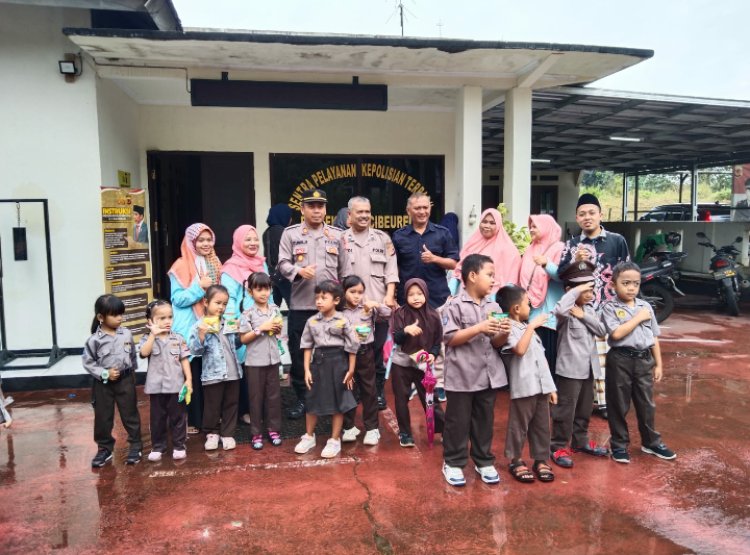 Polsek Cibeureum Polres Sukabumi Kota Terima Kunjungan Edukasi Siswa/i Paud