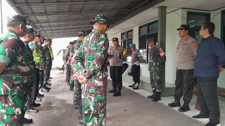 Tingkatkan Sinergitas,personel Polsek Sukalarang Gelar Apel Bersama TNI