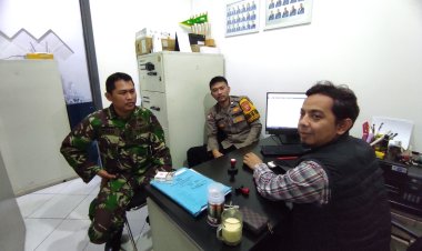 Sinergitas TNI – Polri, Bhabinkamtibmas Beserta Babinsa Laksanakan Giat Sambang