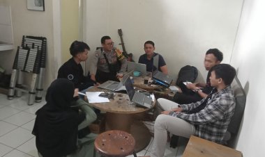 Bhabinkamtibmas Polsek Cibeureum Polres Sukabumi Kota, Laksanakan Anjangsana Dengan Warga