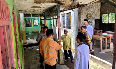 Giat Sambang Bhabinkamtibmas Polsek Sukalarang Sampaikan Pesan Waspada Kenakalan Remaja